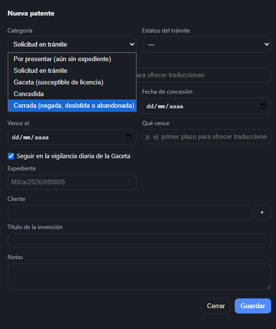 Formulario de alta de una patente con el desplegable de categoría abierto y sus cinco etapas
